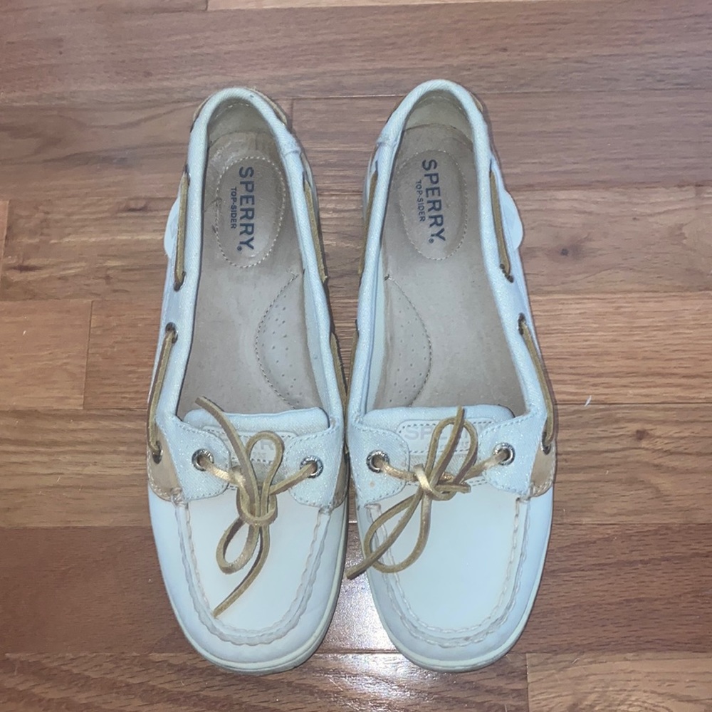 Sperry Topsiders